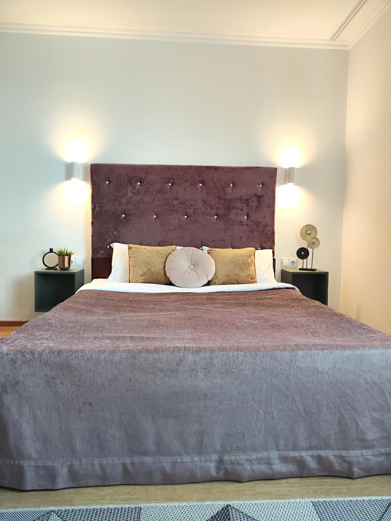 Best One Room Apartments Мукачево Екстер'єр фото
