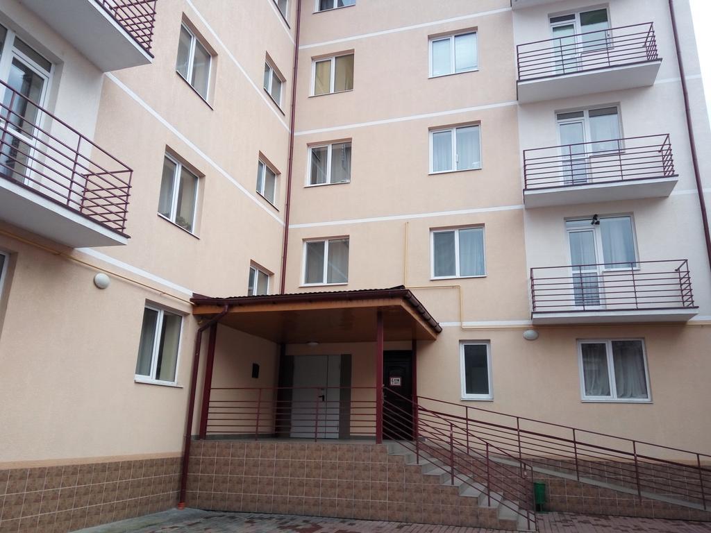 Best One Room Apartments Мукачево Екстер'єр фото